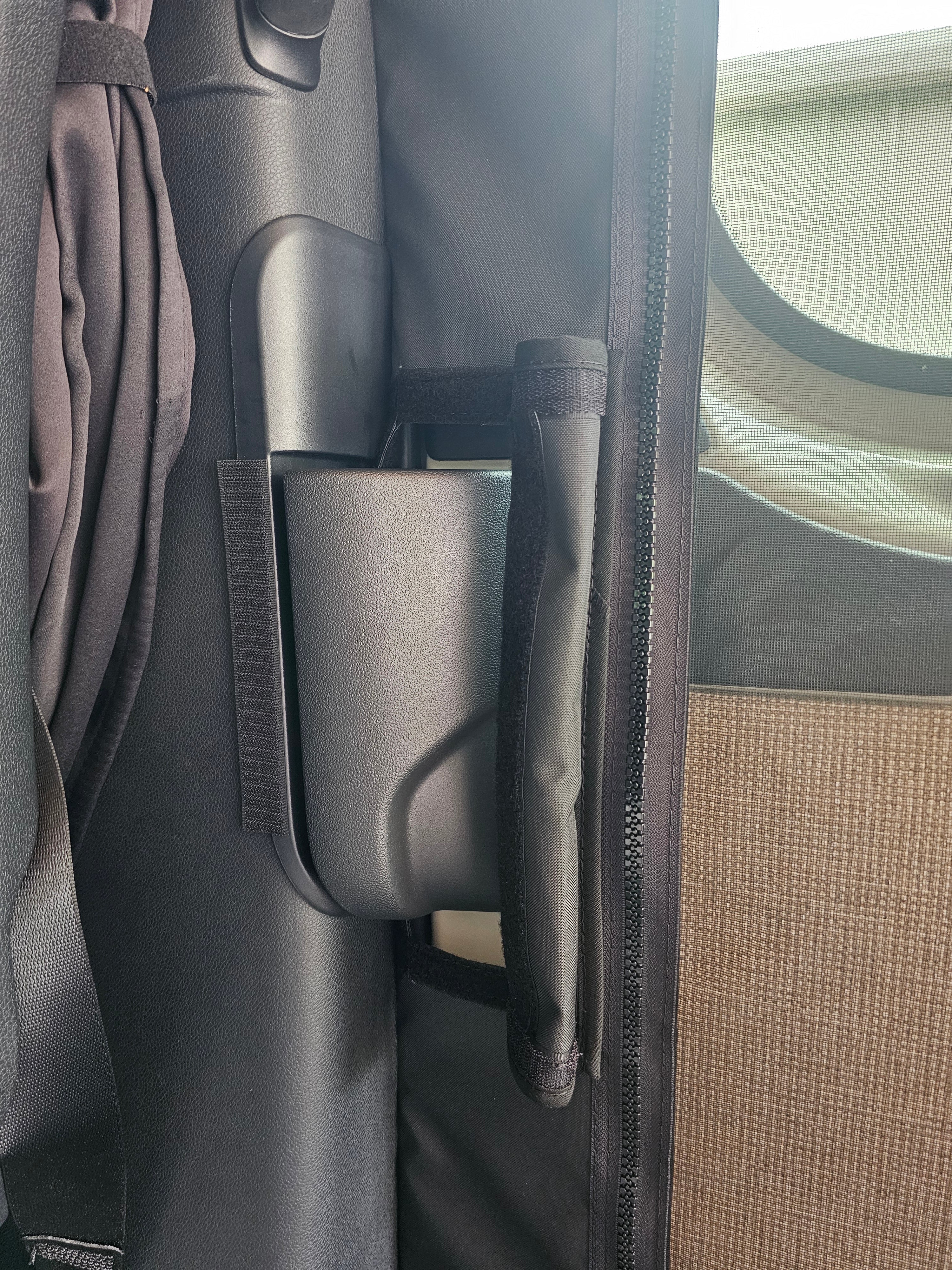 2025+ Mercedes Sprinter Side Sliding Door Insect Screen with New Door Latch